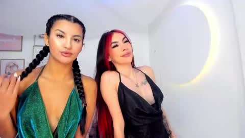 Snapshot of nicolle_foxy chatting on December 29, 6:27 pm Nicolle online show from December 29, 6:27 pm