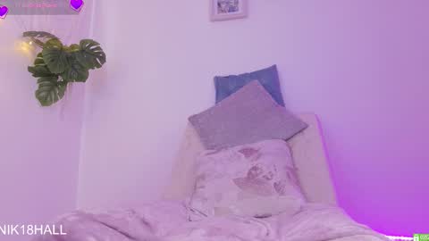 Nicolle online show from March 1, 12:38 pm