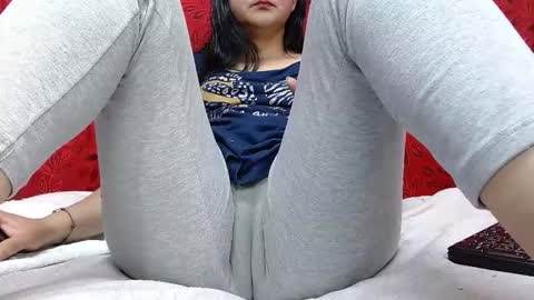 NICOLLE online show from January 6, 10:35 pm