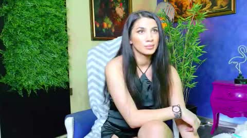 Snapshot of nicollepalmer chatting on September 29, 4:34 pm Nicolle online show from September 29, 4:34 pm