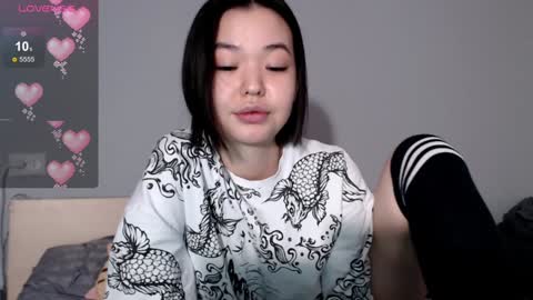 Snapshot of niia_osaki chatting on January 27, 5:04 pm Niia online show from January 27, 5:04 pm