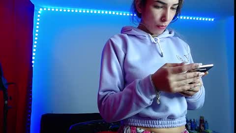 Snapshot of niki_1998 chatting on March 11, 5:35 pm Natalia online show from March 11, 5:35 pm