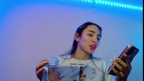 Snapshot of niki_1998 chatting on March 11, 3:36 am Natalia online show from March 11, 3:36 am