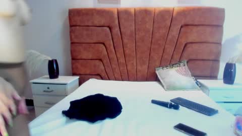 Snapshot of niki_santana chatting on January 22, 7:45 pm niki online show from January 22, 7:45 pm