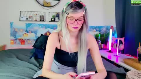 Kitty Chatte online show from January 2, 6:50 am