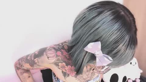 Snapshot of nikkiramone chatting on October 8, 10:36 pm Nikki Ramone online show from October 8, 10:36 pm