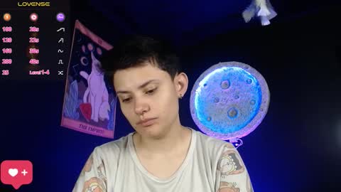 Nikky online show from November 29, 1:37 pm