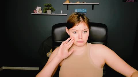 Little Niko  Help me reach my goals online show from December 8, 5:18 am