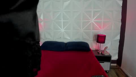 Nikole online show from January 25, 3:09 am