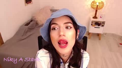 Snapshot of nikyastark chatting on March 2, 8:25 pm Niky A Stark online show from March 2, 8:25 pm