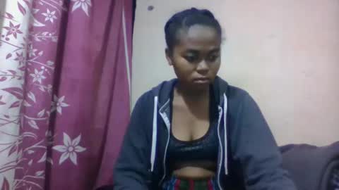 nilah online show from October 21, 2:37 am