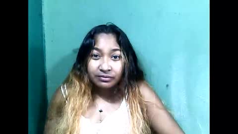 nilaina330940 online show from June 2, 5:30 am