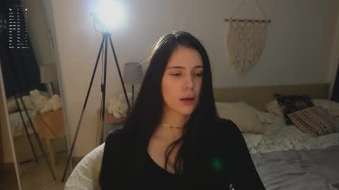 Jennet online show from November 7, 3:39 pm