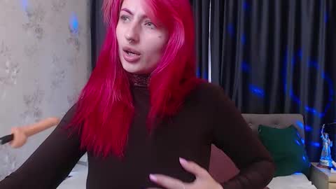 Snapshot of nina_b1um chatting on October 20, 6:27 am Nina online show from October 20, 6:27 am