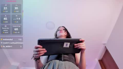 nina_ford_ online show from February 13, 4:25 am