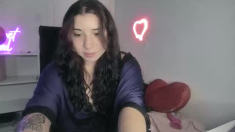 nina_lovez online show from October 23, 2:06 am