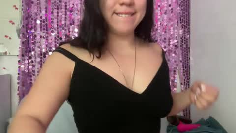 nina_lovez online show from February 6, 2:48 pm