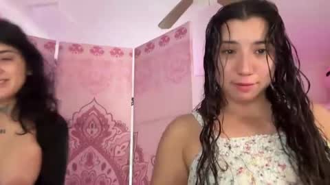 nina_lovez online show from December 8, 2:30 pm