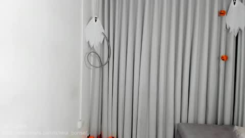 Snapshot of nina_ponse chatting on October 20, 9:07 pm Natalia online show from October 20, 9:07 pm