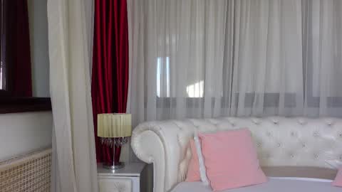 Snapshot of ninacrystal chatting on March 12, 7:13 am NinaCrystal online show from March 12, 7:13 am