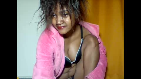 ninah_rise online show from September 23, 2:21 am