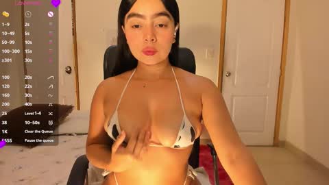 Nina  online show from February 17, 9:47 pm