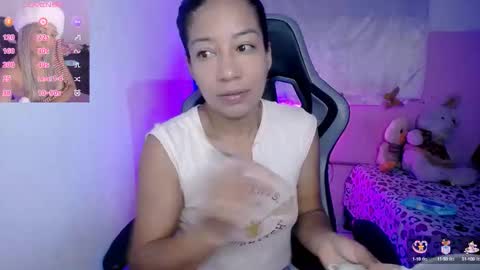 ninatinydoll1 online show from September 14, 11:41 am