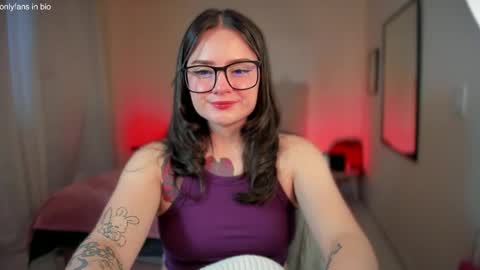 Snapshot of ninavolkov chatting on February 1, 10:34 pm ninavolkov online show from February 1, 10:34 pm
