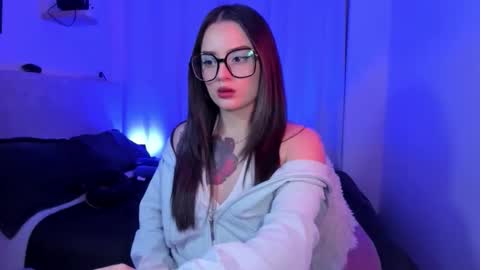 Snapshot of ninavolkov chatting on September 10, 9:37 pm ninavolkov online show from September 10, 9:37 pm