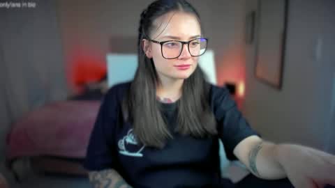 Snapshot of ninavolkov chatting on March 2, 11:50 pm ninavolkov online show from March 2, 11:50 pm