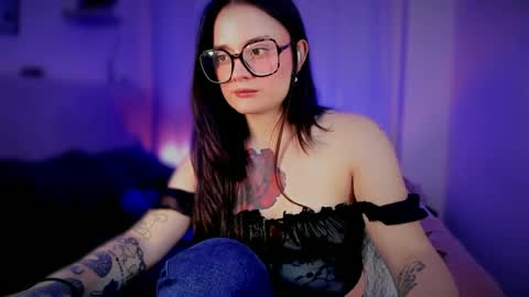 Snapshot of ninavolkov chatting on October 2, 11:54 pm ninavolkov online show from October 2, 11:54 pm