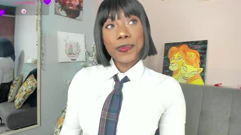 NINI  online show from March 9, 3:49 pm