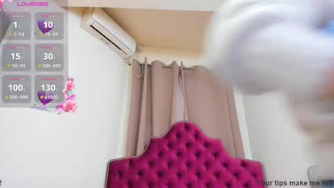 Snapshot of ninna_dee chatting on February 10, 4:52 am nina dee online show from February 10, 4:52 am