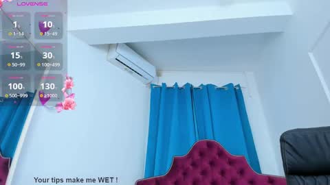 Snapshot of ninna_dee chatting on March 7, 5:29 am nina dee online show from March 7, 5:29 am