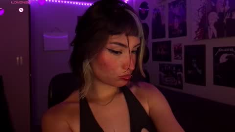 Nixxie  online show from February 18, 4:22 am