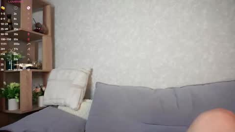 Xany online show from November 28, 3:09 am