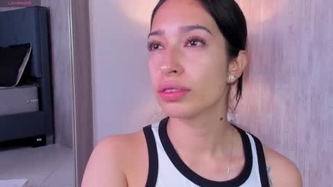 Noah  online show from December 15, 4:07 am