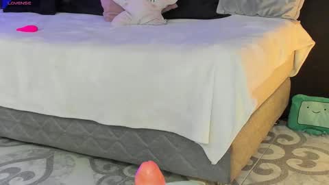 Noah  online show from January 9, 3:33 am