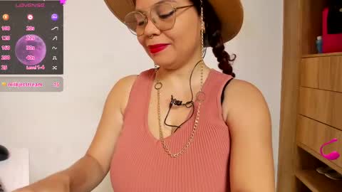 Soy Ash online show from May 13, 1:50 pm
