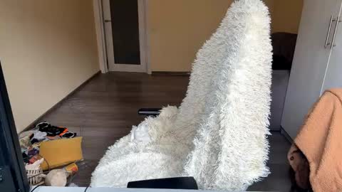 Elena online show from April 13, 8:26 am