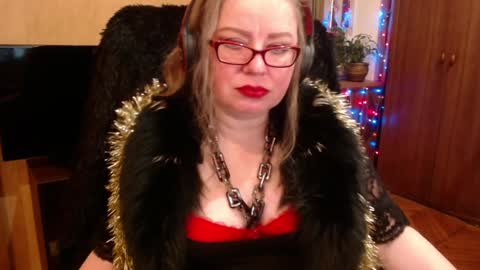 Snapshot of norma_gin chatting on December 30, 7:00 pm miss Tress online show from December 30, 7:00 pm