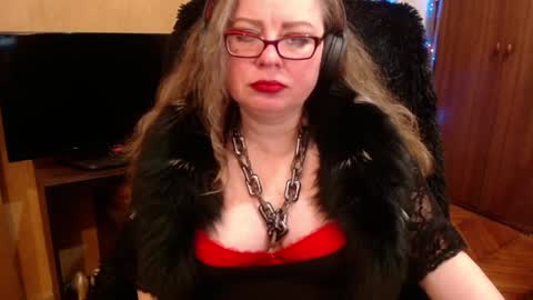 Snapshot of norma_gin chatting on December 24, 8:05 pm miss Tress online show from December 24, 8:05 pm