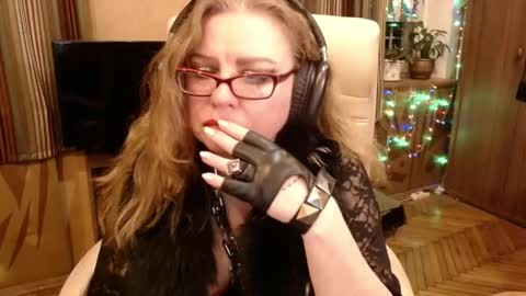 miss Tress online show from March 14, 1:39 am