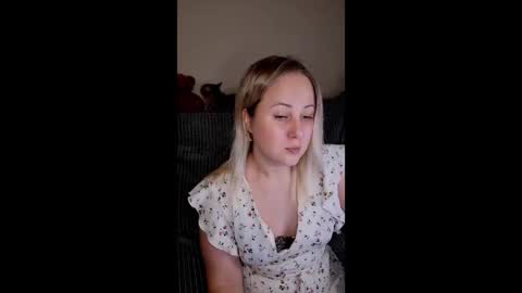 Snapshot of not_nakedcat chatting on October 1, 1:49 pm hi glad to chat online show from October 1, 1:49 pm
