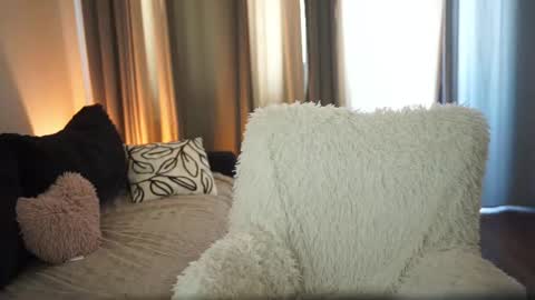 Tina online show from July 5, 8:42 am