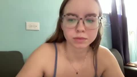 notsydneysweeney online show from July 5, 7:08 pm
