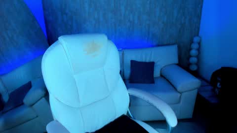 nova online show from September 10, 4:45 am