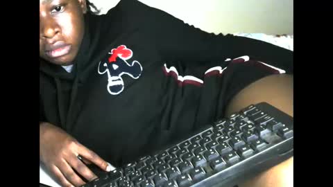 novaah online show from January 31, 9:57 pm