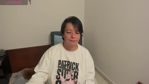 Snapshot of nuit_rose chatting on January 24, 2:39 am nuit_rose online show from January 24, 2:39 am
