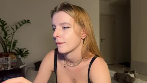 nura_foxx online show from November 30, 1:32 am